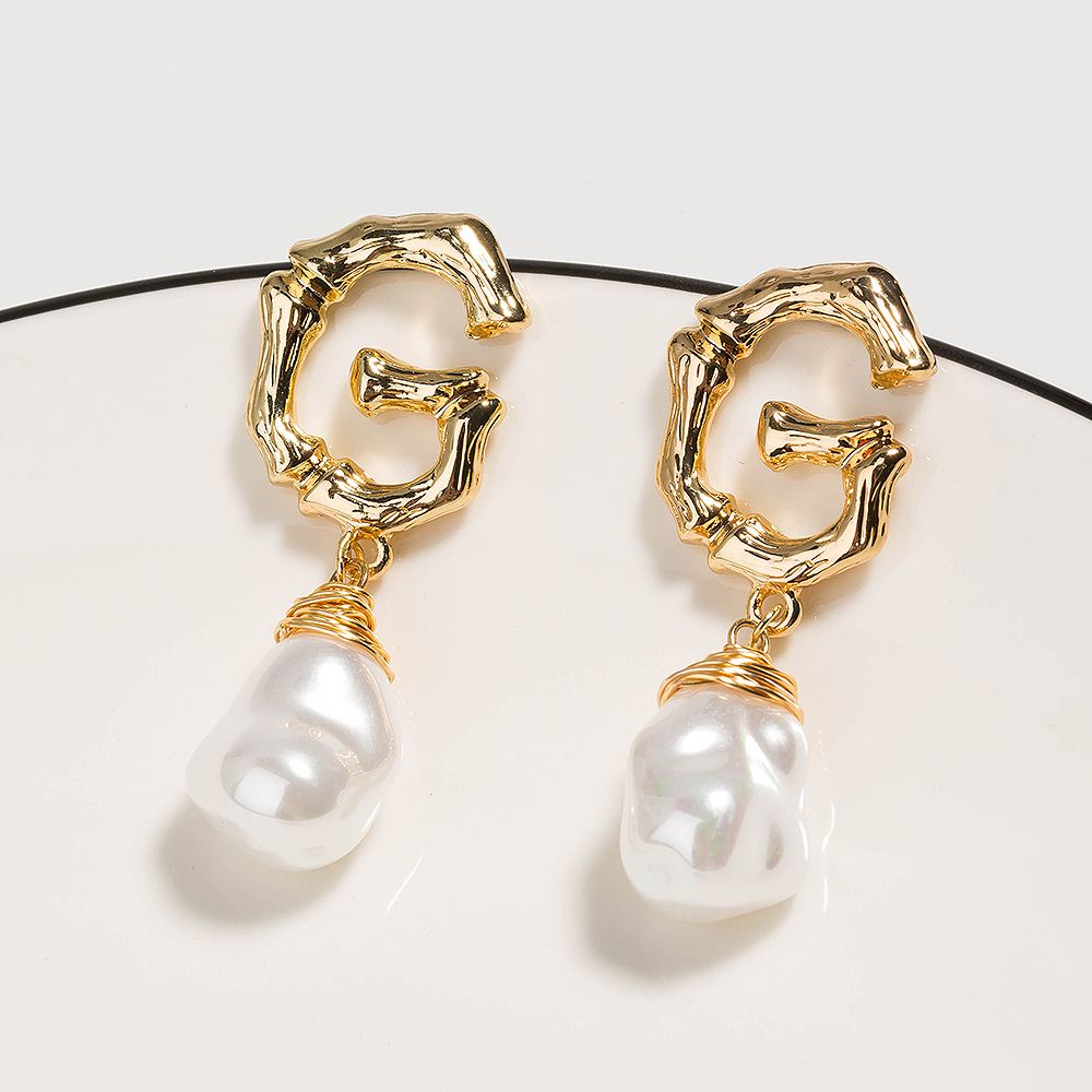 Pearl Drop Earrings