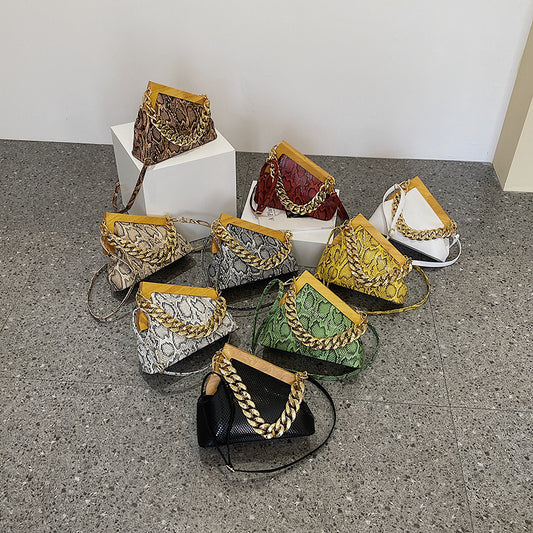 Snake Pattern Thick Chain Shoulder Bag