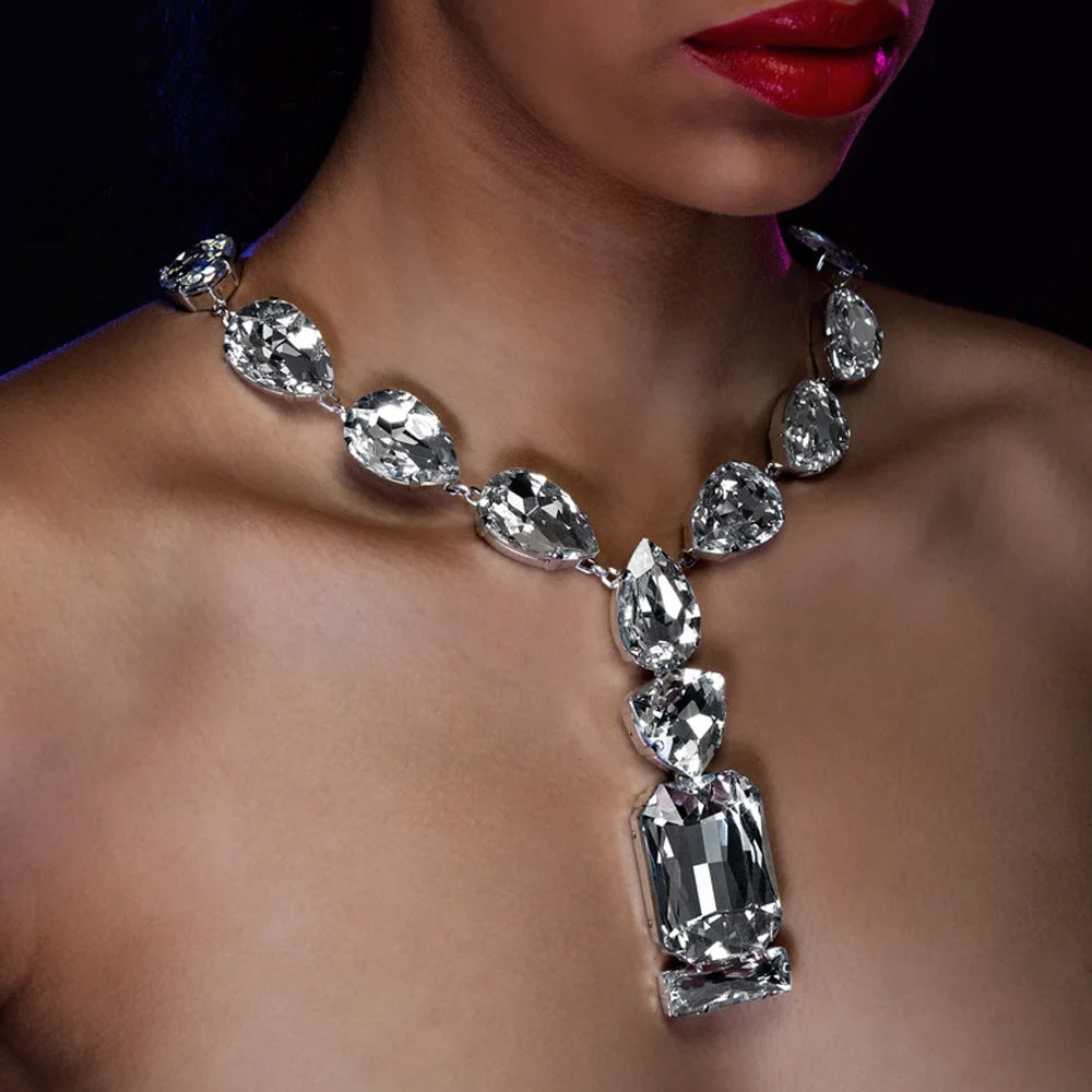 Queen Necklace