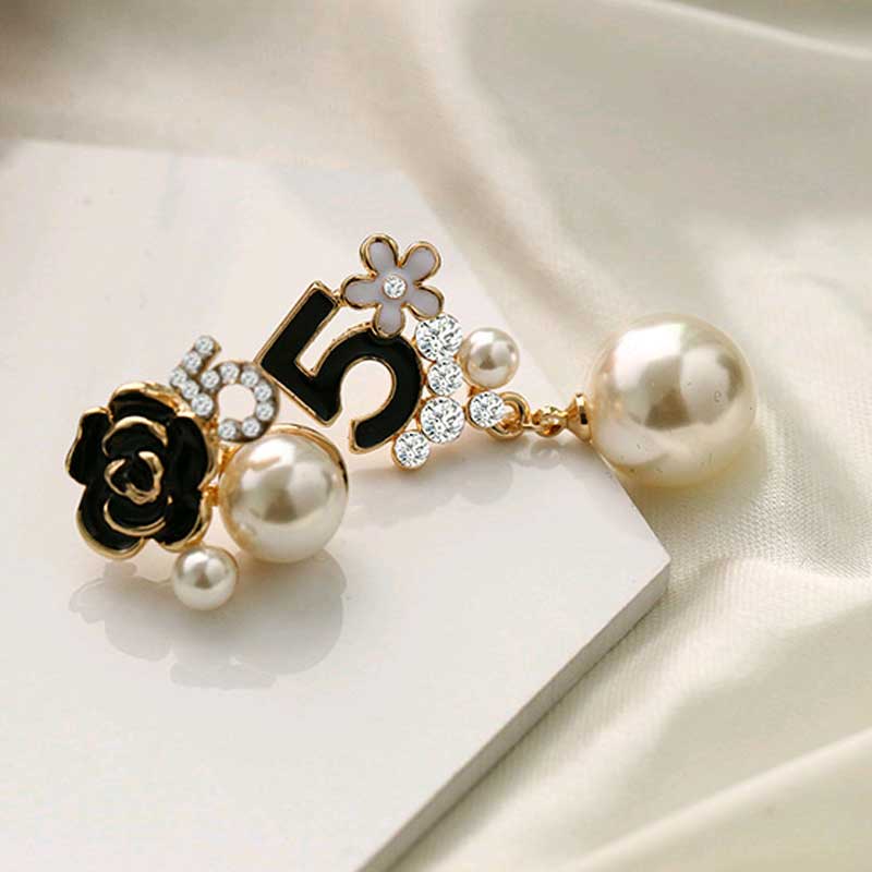 Flower Pearl Earrings