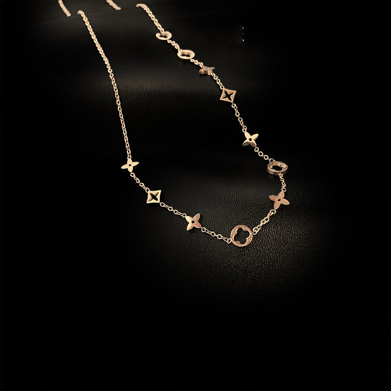 Flowergram Necklace